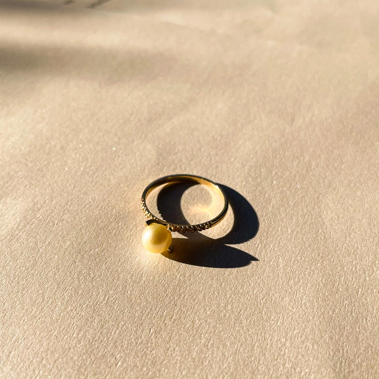 Anel de Ouro Solitário Pérola Petit