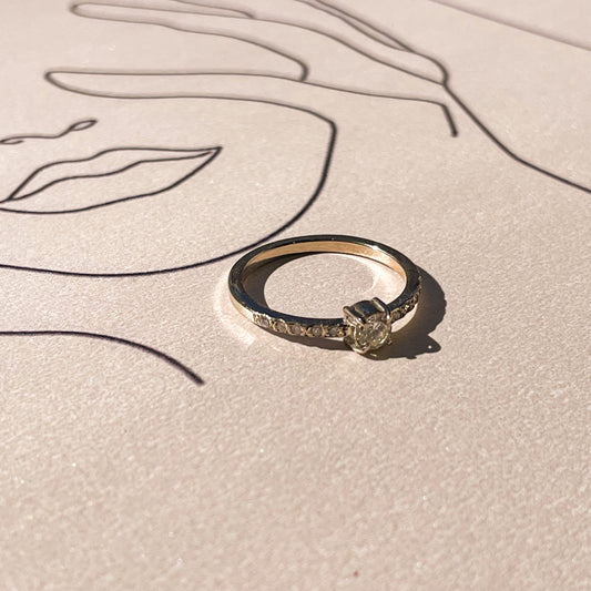 Anel de Ouro Solitário Moissanite