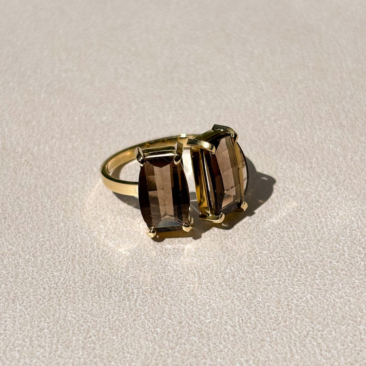 Anel de Ouro Fancy Quartzo Fumê