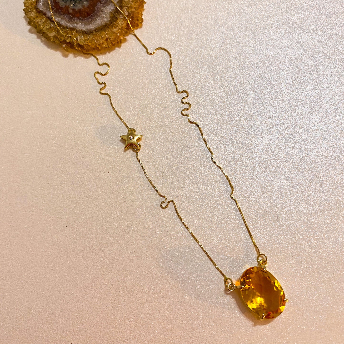 Colar de Ouro Solar